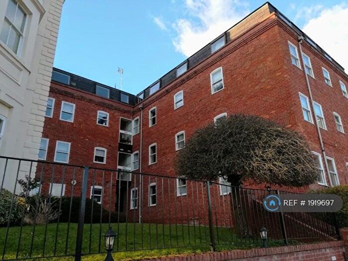 2 Bedroom Flat To Rent In Kenilworth Hall Bridge Street, Kenilworth, CV8