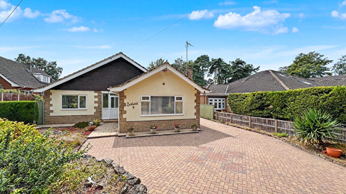 3 Bedroom Detached Bungalow For Sale In The Dell, Silica Lodge, Scunthorpe, DN17