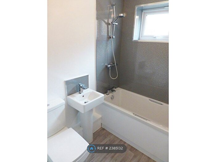 2 Bedroom Flat To Rent In Beaconsfield Street, Long Eaton, NG10