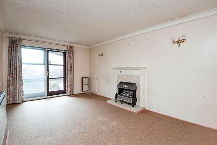 1 Bedroom Apartment For Sale In Brandreth Court, Harrow, HA1