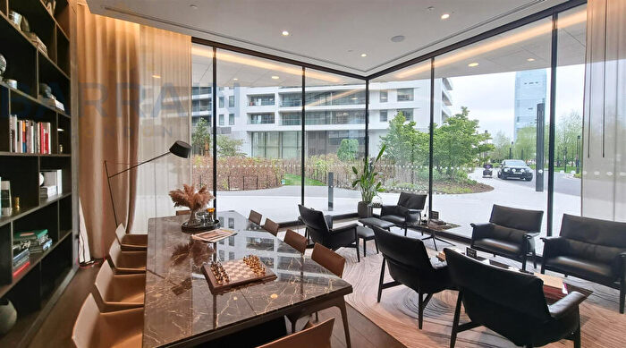 1 Bedroom Flat For Sale In Park Drive, Canary Wharf, E14