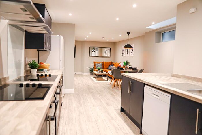 1 Bedroom House Of Multiple Occupation To Rent In Paddington Road, Portsmouth, PO2