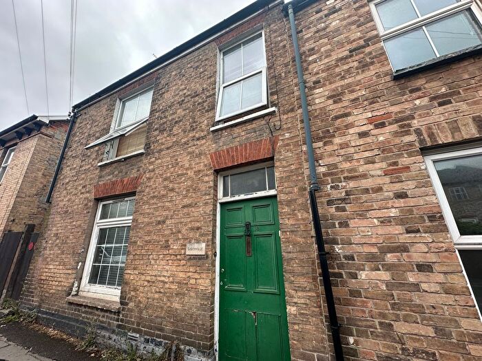 2 Bedroom Property To Rent In South Street, Taunton, TA1