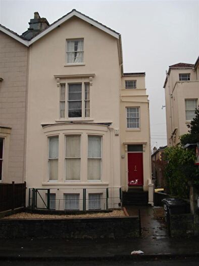 8 Bedroom Terraced House To Rent In Hampton Road, Bristol, BS6