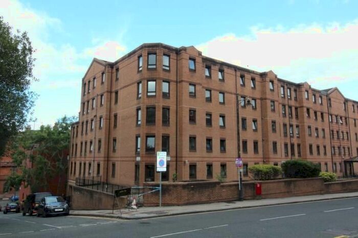 2 Bedroom Flat To Rent In West Graham Street, Glasgow, G4