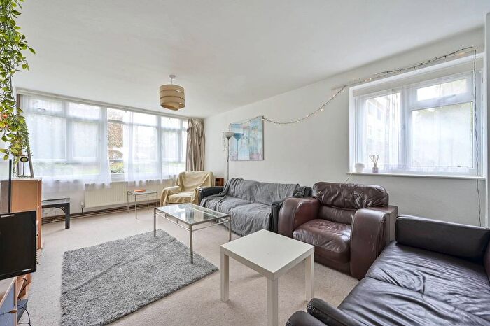 5 Bedroom Flat To Rent In Kersfield Road, Putney Heath, London, SW15