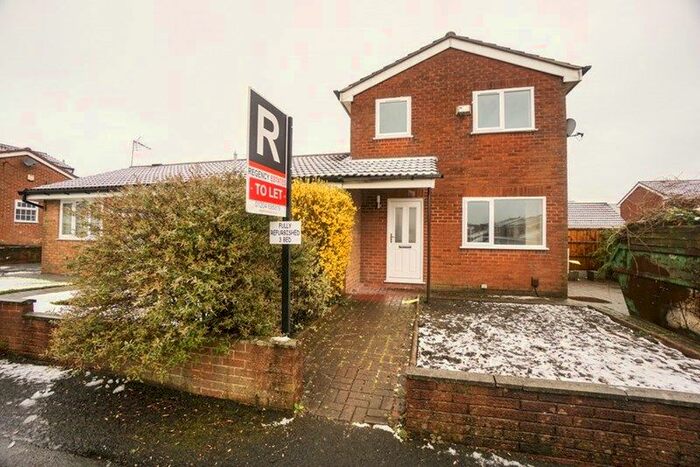 3 Bedroom Semi-Detached House To Rent In Heather Close, Horwich, Bolton, BL6