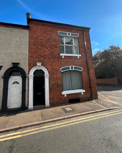4 Bedroom End Of Terrace House To Rent In Bailiff Street, Northampton, NN1