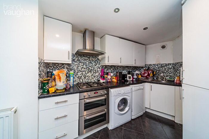 2 Bedroom Maisonette To Rent In Terminus Road, Brighton, BN1