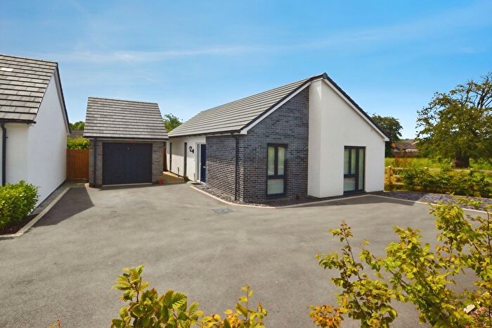3 Bedroom Detached Bungalow For Sale In Medley Close, Halwill Junction, Beaworthy, Devon, EX21