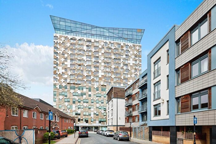 Apartment To Rent In The Cube West, B1