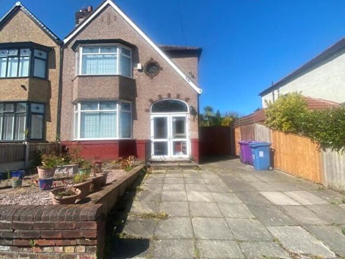 3 Bedroom Semi-Detached House To Rent In Hattons Lane, Liverpool, L16