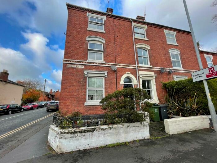 3 Bedroom Terraced House To Rent In Bewdley Road, Kidderminster, DY11