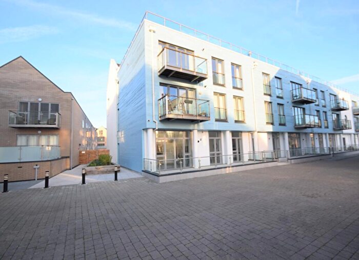 2 Bedroom Apartment To Rent In Harbour Square, Waterside Marina, Brightlingsea, Essex, CO7