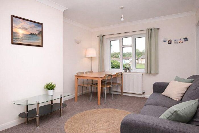 1 Bedroom Terraced House To Rent In The Avenue, Brighton, BN2