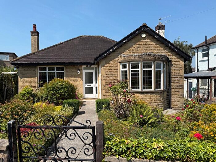 3 Bedroom Bungalow For Sale In Grosvenor Road, Shipley, BD18