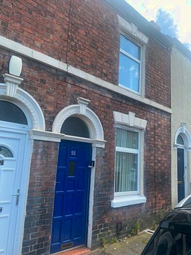 3 Bedroom Terraced House To Rent In Bank Street, Stoke-On-Trent, ST6