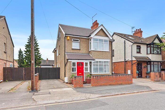 4 Bedroom Detached House For Sale In Leon Avenue, Bletchley, Milton Keynes, MK2