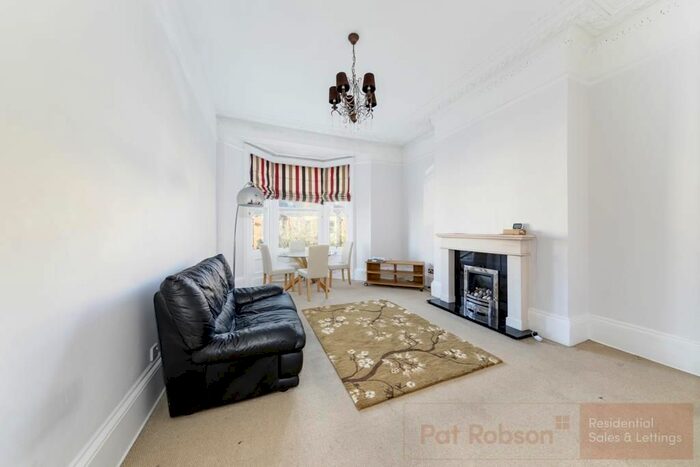 2 Bedroom Flat To Rent In St. Georges Terrace, Jesmond, Newcastle Upon Tyne, NE2