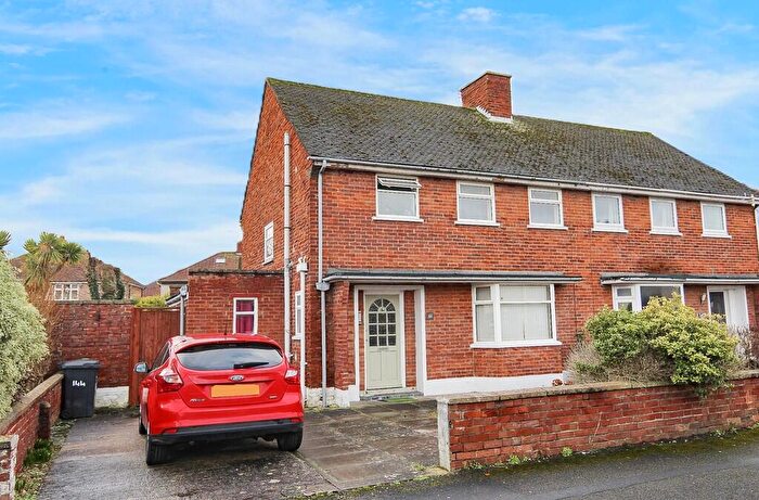 3 Bedroom Semi Detached House For Sale In Earlham Grove, Weston-super-Mare, BS23