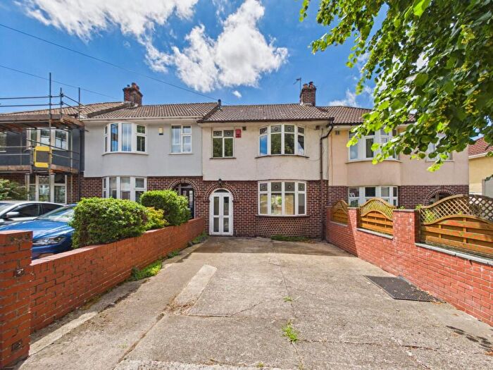 3 Bedroom House For Sale In Gordon Avenue, Bristol, BS5