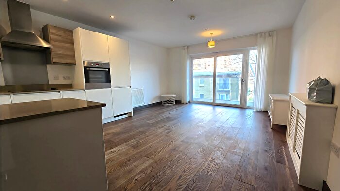 1 Bedroom Flat To Rent In Abbey Road, Barking, IG11