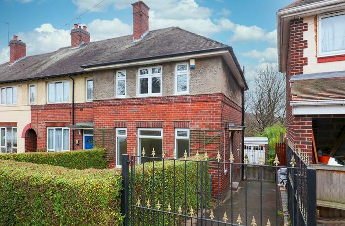 3 Bedroom End Of Terrace House To Rent In Woolley Wood Road, Sheffield S5