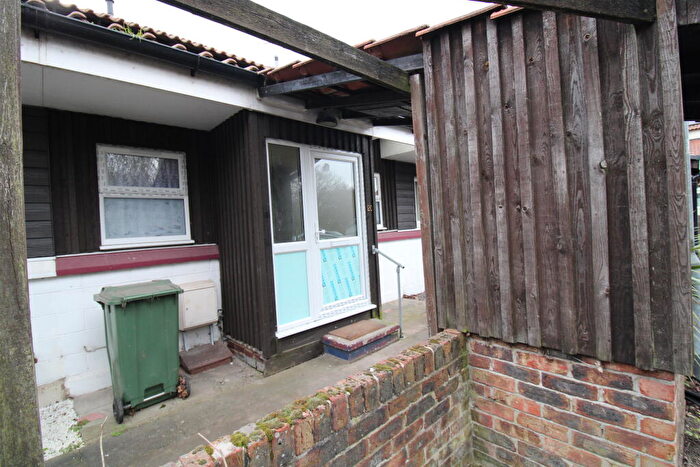 3 Bedroom Terraced House For Sale In Bartlow End, Basildon, SS13