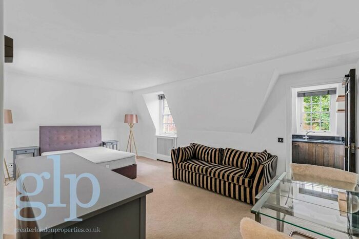 Studio To Rent In Charles Street, Mayfair J, W1