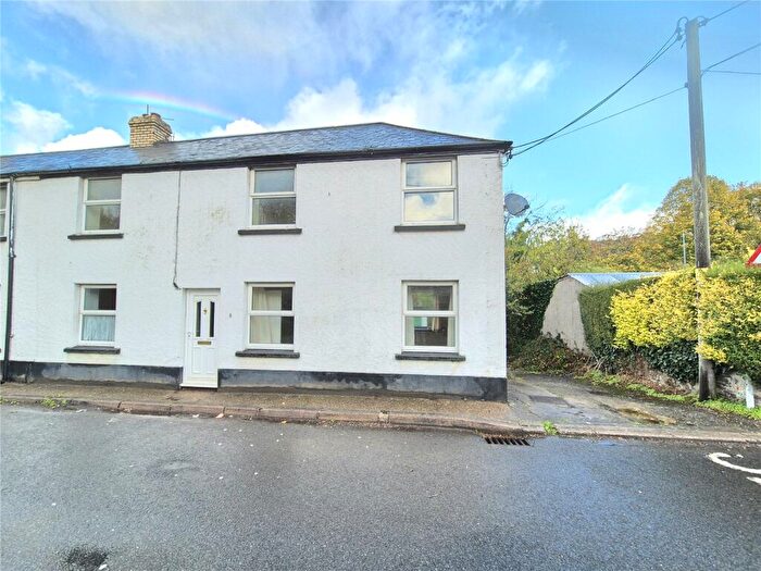 3 Bedroom End Of Terrace House For Sale In Taddiport, Torrington, Devon, EX38