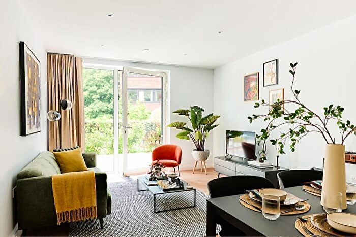 1 Bedroom Apartment To Rent In Uncle Deptford, Waterline Way, London, SE8