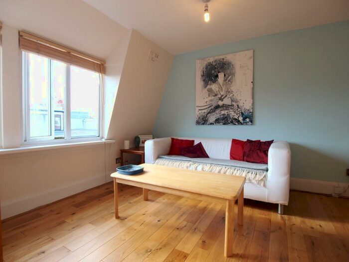 1 Bedroom Flat To Rent In Chapel Market, Islington, N1