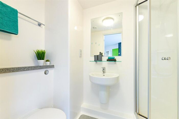 Studio To Rent In Pitt Street, Newcastle Upon Tyne, NE4