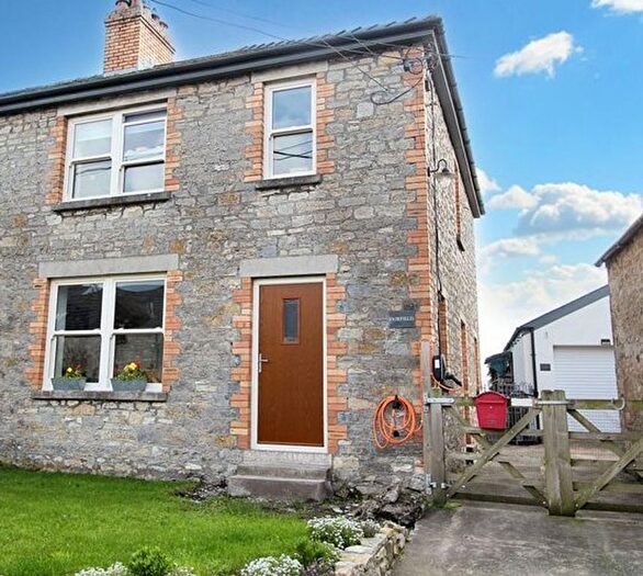 3 Bedroom Semi-Detached House For Sale In Llanbethery, Barry, CF62