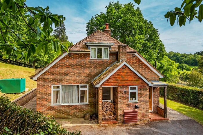 4 Bedroom Detached House To Rent In Nr Bramley, Guildford, Surrey, GU5
