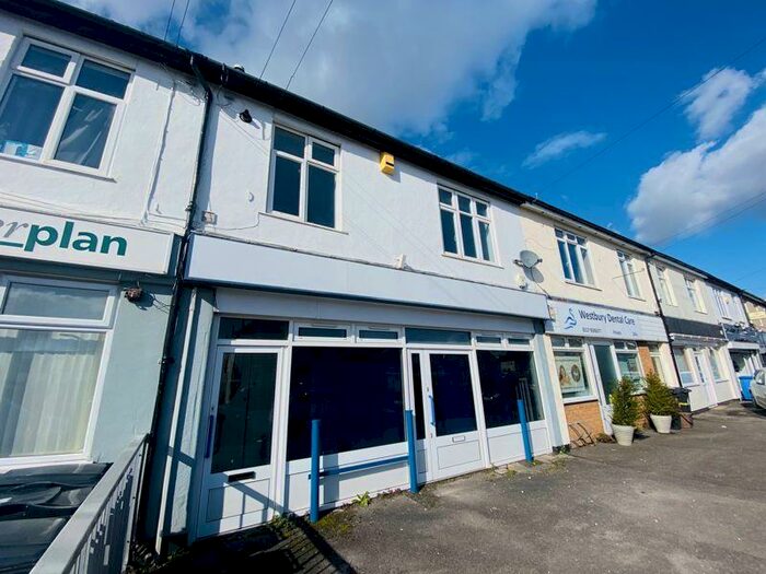 2 Bedroom Maisonette To Rent In Southmead Road, Bristol, BS10