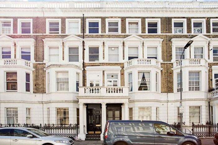 1 Bedroom Flat For Sale In Comeragh Road, West Kensington, W14