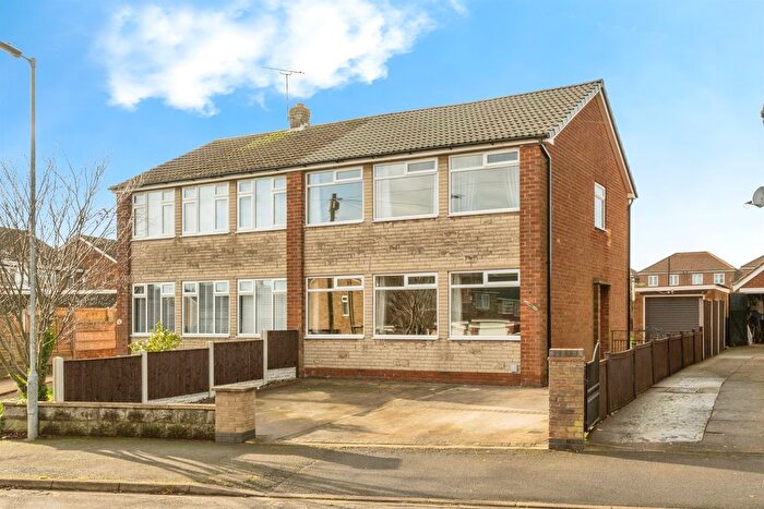 3 Bedroom Semi Detached House For Sale In Copse Road, Scunthorpe, DN16