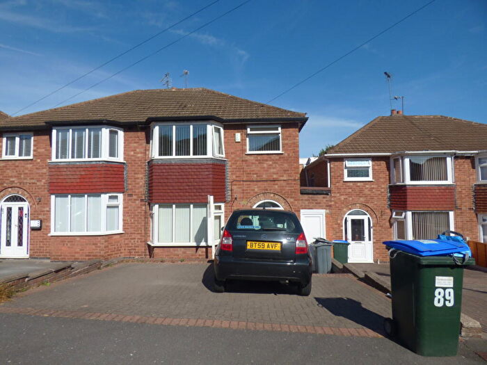 3 Bedroom Semi-Detached House To Rent In Gorse Farm Road, Great Barr, Birmingham, Sandwell, B43