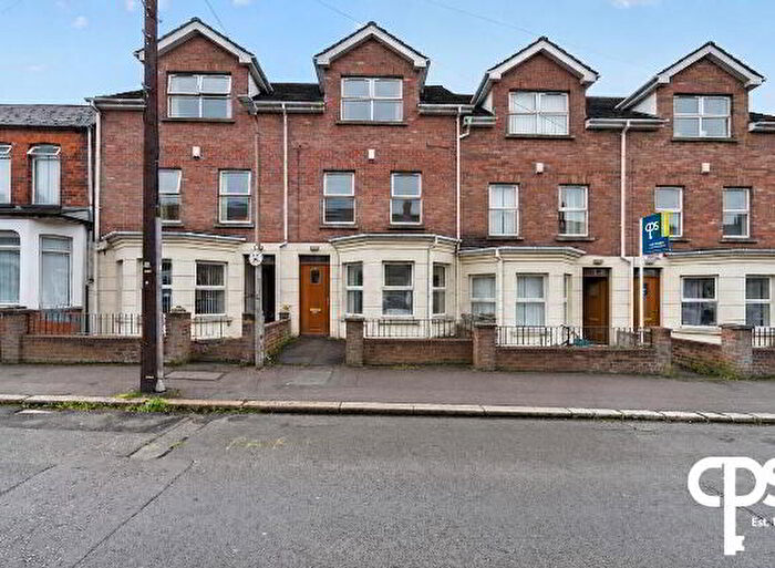5 Bedroom TownHouse For Sale In A Edinburgh Street, Belfast, BT9