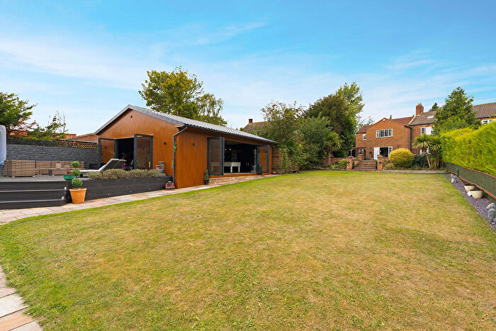 4 Bedroom Cottage For Sale In Bridge Road, Darlington, County Durham, DL3