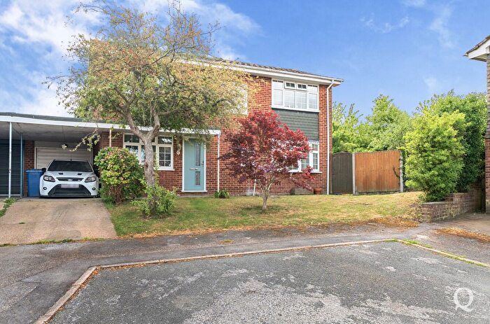 4 Bedroom Detached House For Sale In Peregrine Drive, Sittingbourne, Kent, ME10
