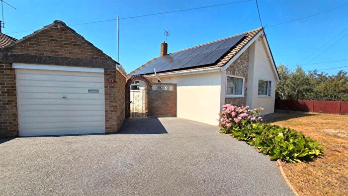 2 Bedroom Detached Bungalow For Sale In Mill Lane, Bradwell, NR31