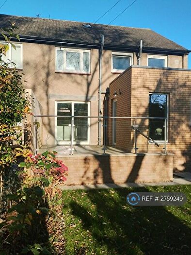 2 Bedroom Flat To Rent In Grigor Drive, Edinburgh, EH4