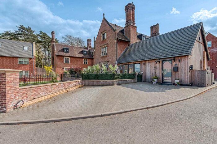 2 Bedroom Apartment For Sale In The Lodge Drive, Drayton, NR8