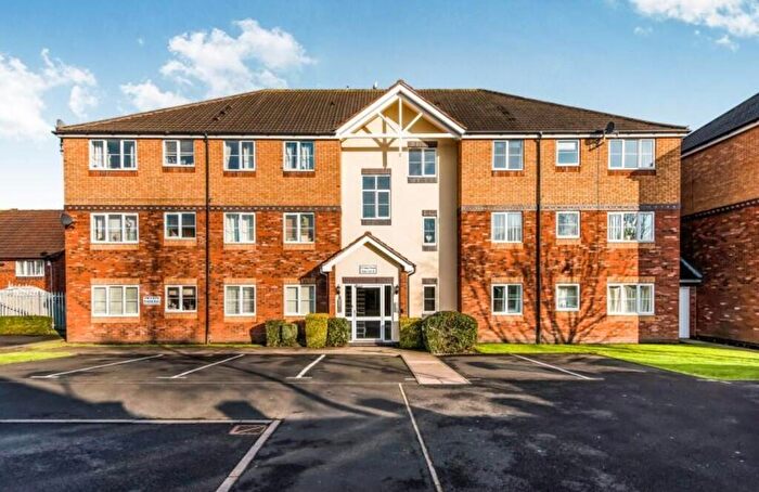 2 Bedroom Apartment For Sale In Tudor Close, Sutton Coldfield, B73