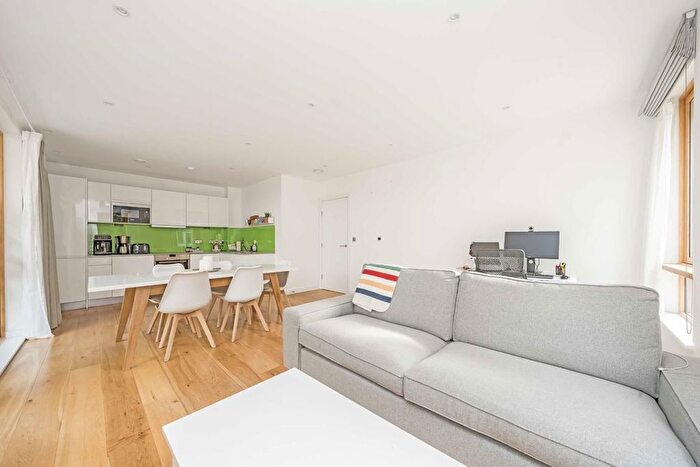1 Bedroom Flat For Sale In Compton Avenue, London, N1