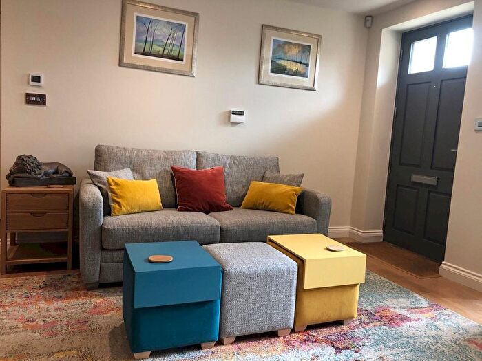 1 Bedroom Flat To Rent In Bath, BA1