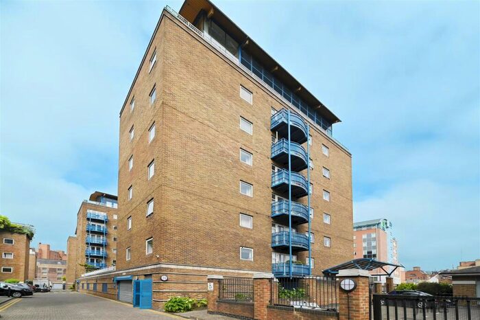2 Bedroom Apartment To Rent In Campania Building, Atlantic Wharf, Wapping, E1W