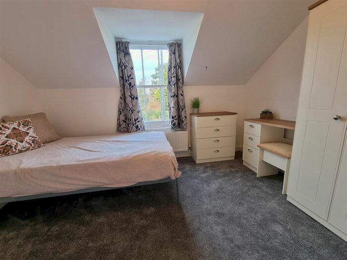 1 Bedroom Property To Rent In Room, Chesterton Road, Cambridge, CB4